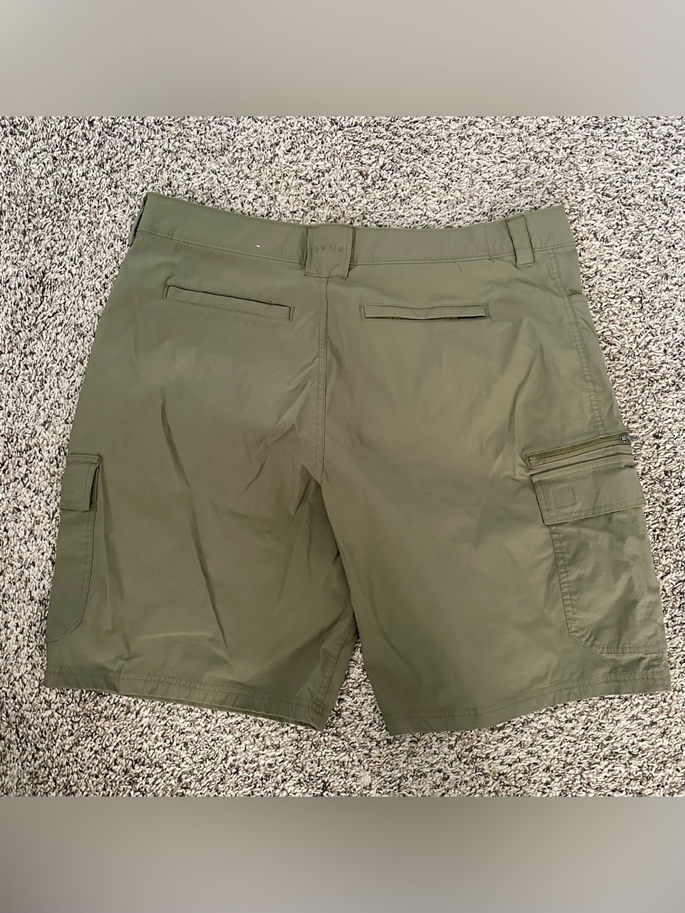 Orvis Olive Cargo Shorts in Green - Picture 3 of 3